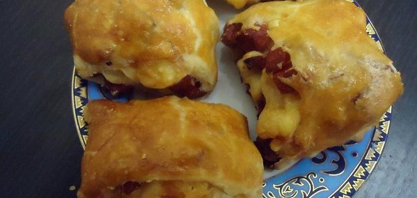Слоёные булочки с ветчиной и сыром