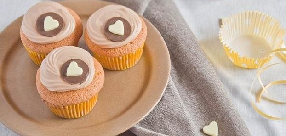 Капкейки с двойным кремом. Шоколад и бананы.