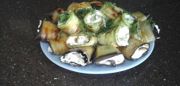 Рулетики из кабачков и баклажанов