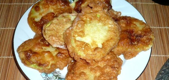 Кабачки жареные в кляре