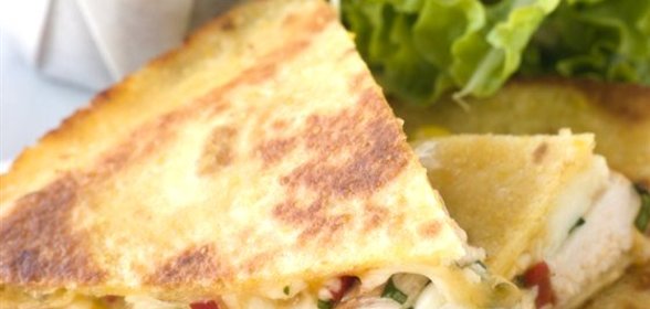 Кесадилья с курицей и баклажанами