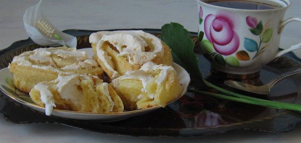 Клубничная лапша с пломбиром