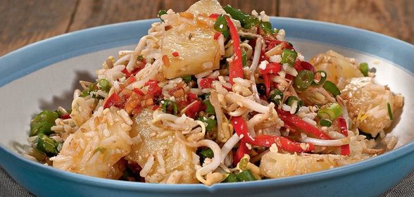 Горячий салат с рисом