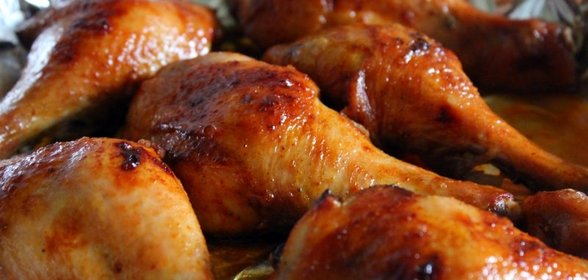 Куриные голени в клубничной глазури