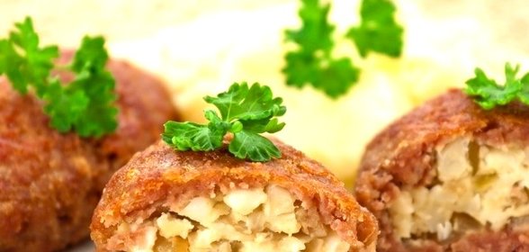 Котлеты с начинкой в духовке