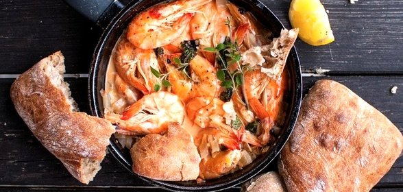 Креветки в винном соусе