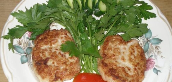 Котлеты из индейки с кабачками