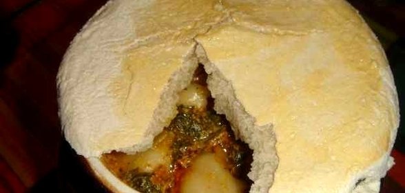 Пельмени в горшочках с печенью