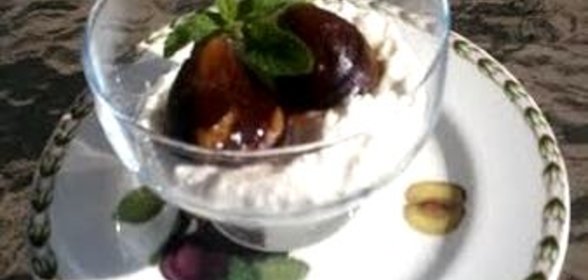 Рикотта с медом и фигами