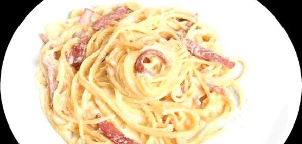 Спагетти с беконом и белым вином