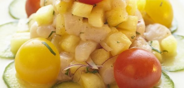 Севиче из ананаса с морским гребешком