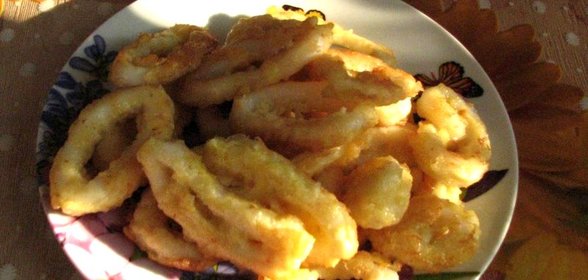 Хрустящие колечки из кальмаров
