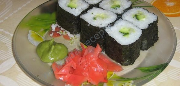 Постные роллы с огурцом