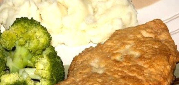 Мясо в тесте на сковороде