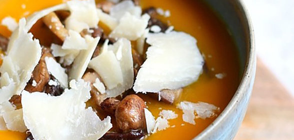 Суп с тыквой и белыми грибами