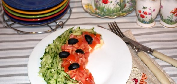 Салат в виде арбуза