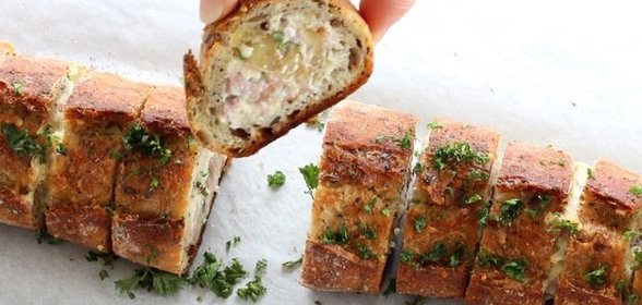 Багет с ветчиной и сыром