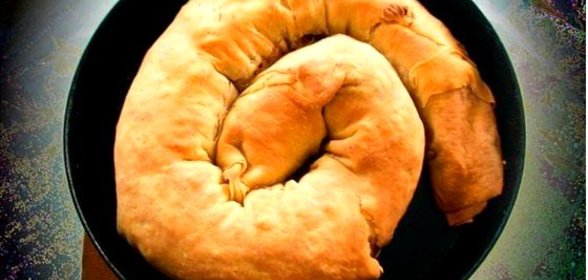 Бурма (рулет с тыквой и грецкими орехами)