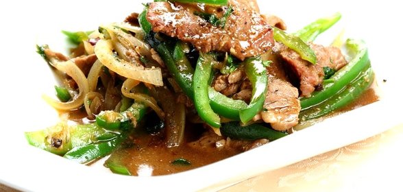 Говядина по‑сычуаньски с зеленым перцем