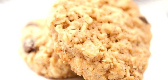 Утреннее овсяное печенье с морковью и орехами