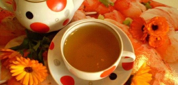 Зеленый чай с календулой
