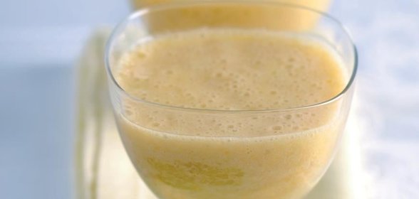 Смузи с грейпфрутом, грушей и отрубями