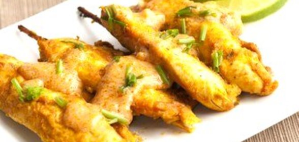Куриное соте с соусом из чатни и арахиса
