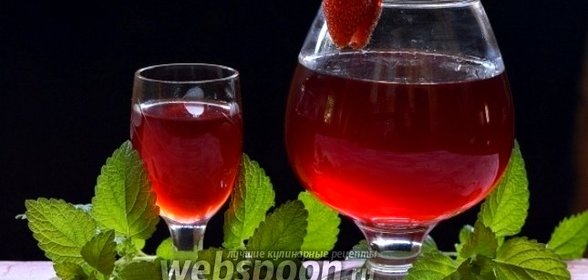 Клубничный ликёр