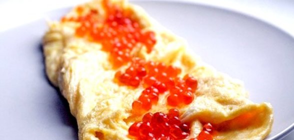 Омлет с икрой