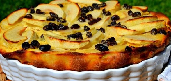Клафути с яблоками