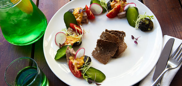 Овощной микс с печенью трески