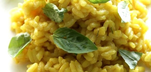 Ризотто «Миланезе» с овощным бульоном и шафраном