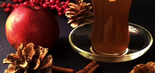 Коричный чай с яблоком, апельсином и мятой