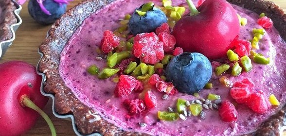 Тарталетки с творожно-ягодной начинкой