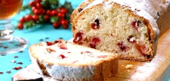 Кекс с клюквой