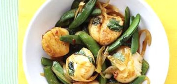 Жаркое из морских гребешков и фасоли