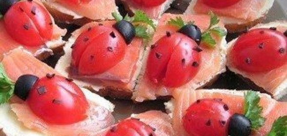 Бутерброды Божьи коровки