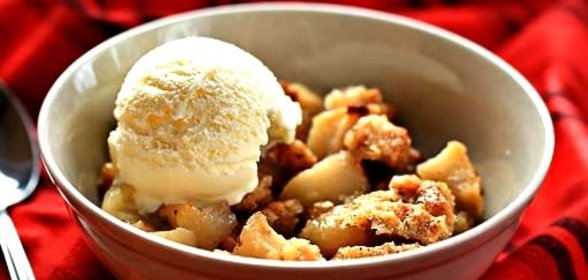 Яблочные кусочки в хрустящей корочке