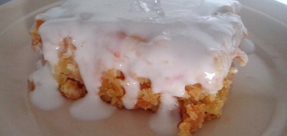 Морковный бисквит со сметанным кремом