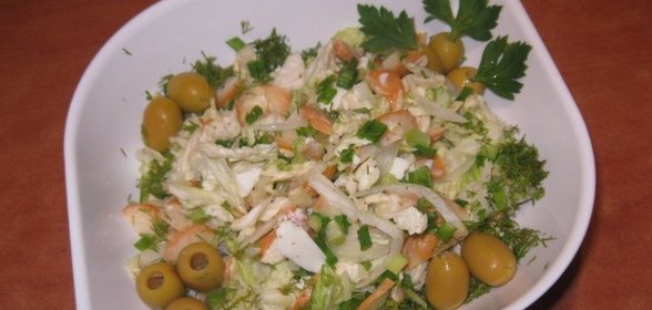 Капустный салат с копчёным сыром