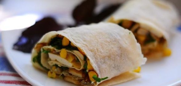 Рулет с тофу и грибами