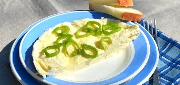 Болтунья с брынзой