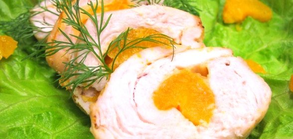 Куриное филе, фаршированное абрикосами и сыром