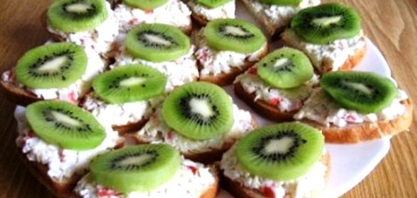 Бутерброды с крабовыми палочками