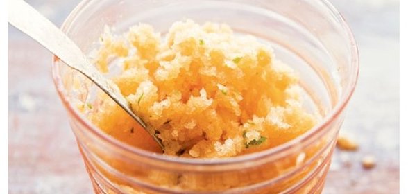 Гранита с абрикосами и белым вином