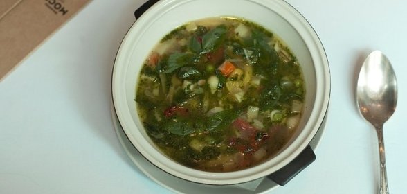 Салат с семгой и сыром