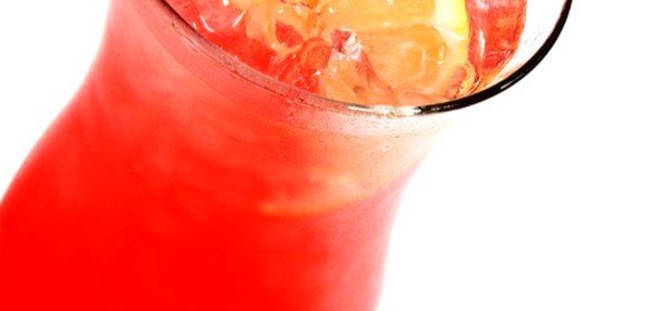 Коктейль из водки и апельсинового ликера