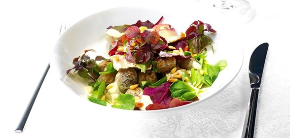 Салат из цесарки и редиса