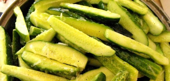 Огурцы под водку в собственном соку