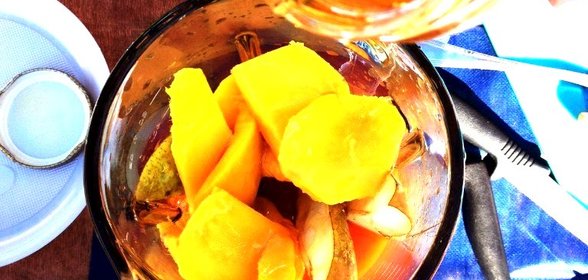 Солнечный смузи с медом